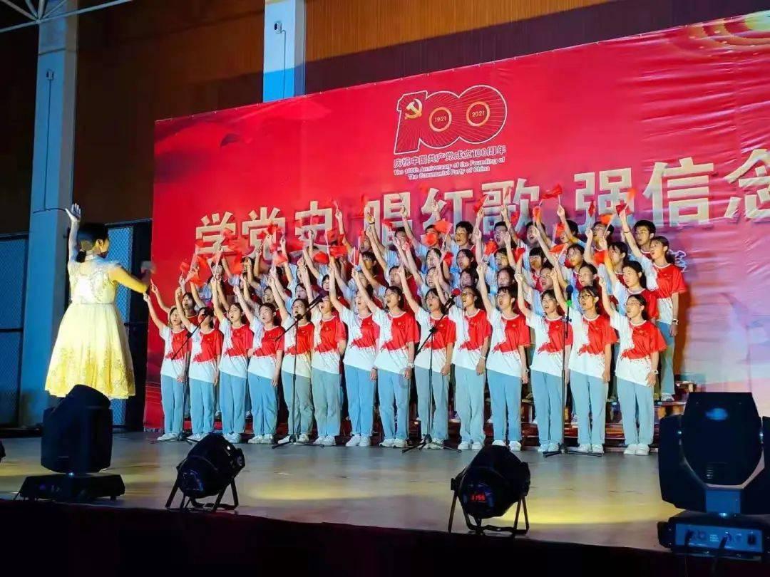 探索和恋人相爱但是又争吵不断,要分手还是继续?-最新趋势深度解读